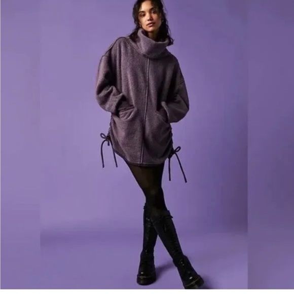 Free People Jackets & Blazers - NWT Free People pullover fleece💜